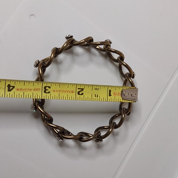 Vintage Gold Tone Metal And Clear Rhinestone Bangle - Picture 11 of 12